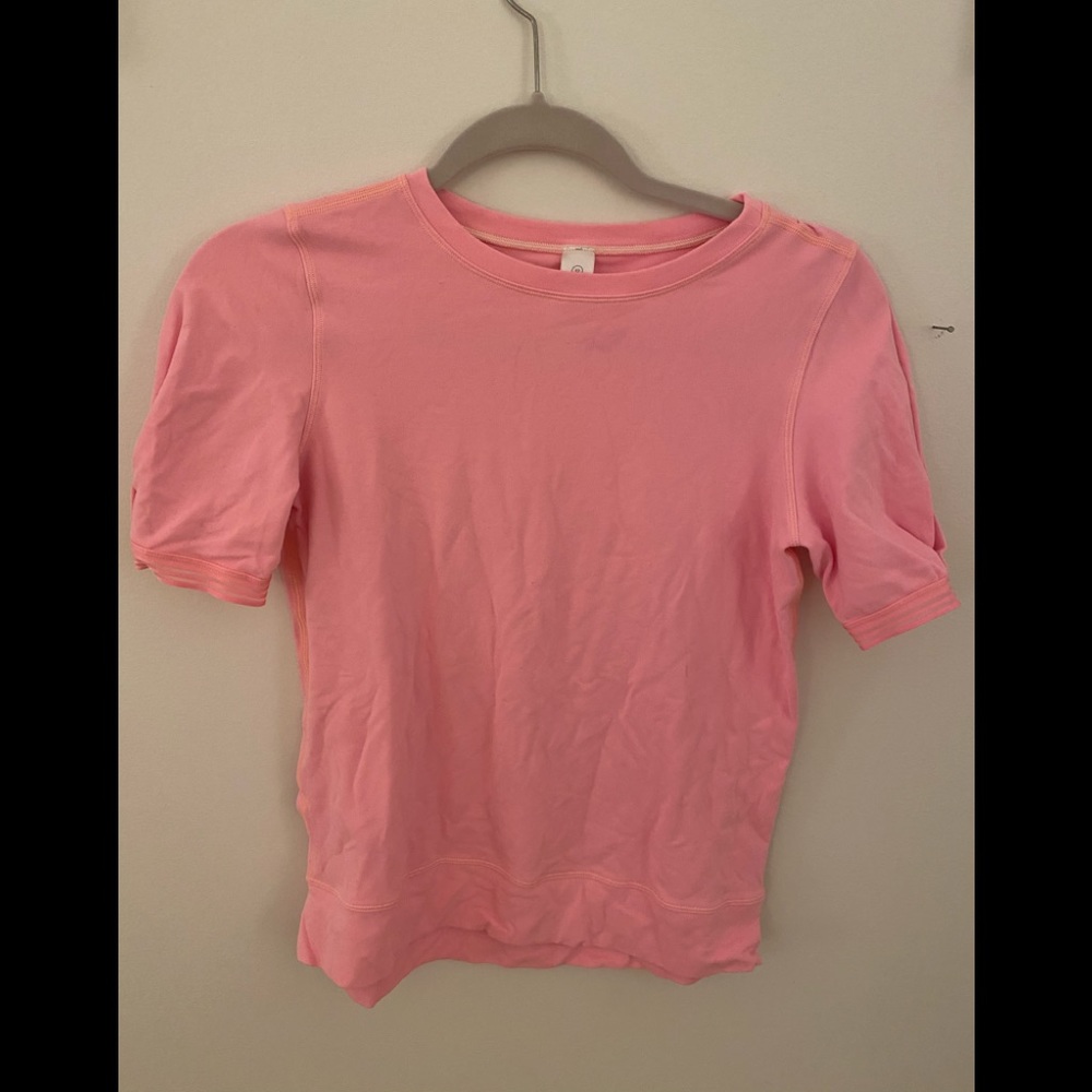Ivivva girls bubble gum pink workout shirt!